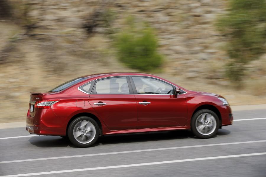  Nissan Pulsar SSS Sedan 2015 года  (фото 21 из 30)